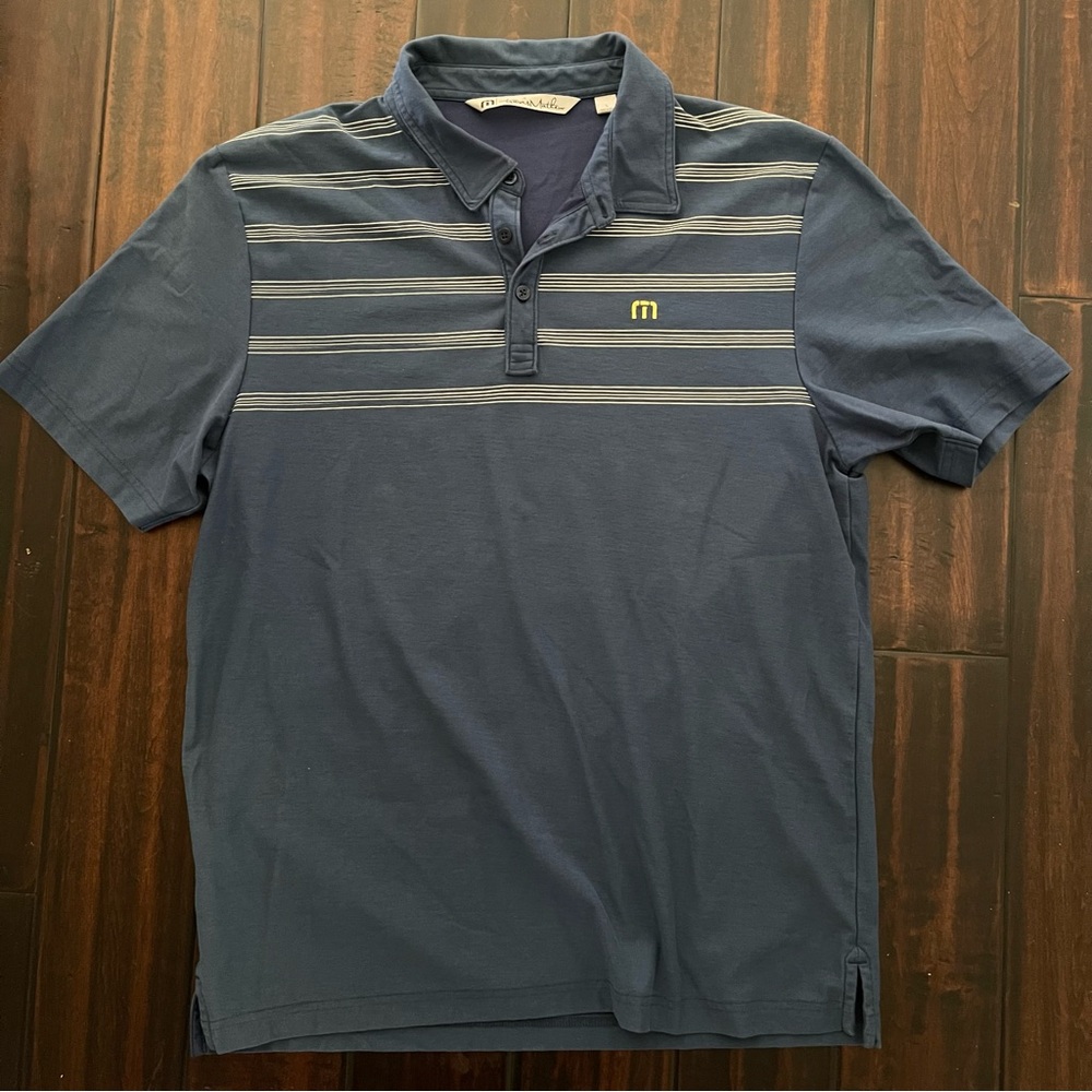 Travis Mathew Golf Polo Blue Short Sleeve Shirt, Large.